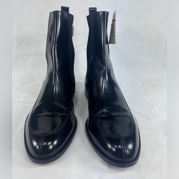 DOLCE & GABBANA Black Patent Leather Gold Accent Pointed Toe Chelsea Ankle Boots main image 8
